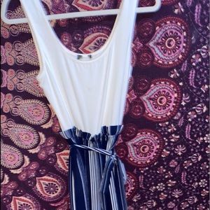 White and navy blue jumper